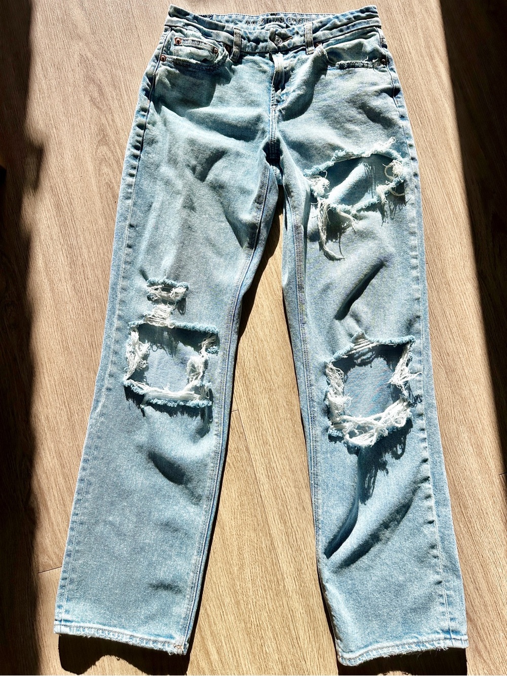 AMERICAN EAGLE Curvy Straight Distressed Stretch Jeans Size 4 Long